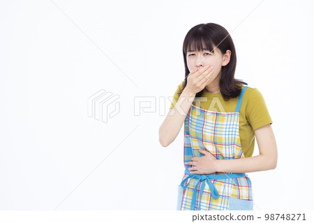 30多歲的家庭主婦食物中毒 98748271