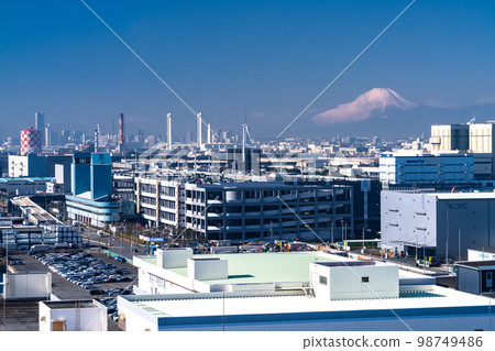 《Kanagawa Prefecture》Keihin industrial area, Kawasaki industrial area and Mt. Fuji scenery 98749486