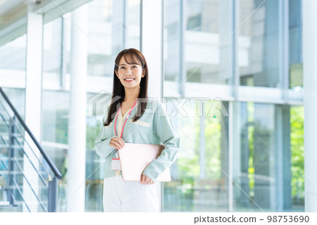 Young engineer woman in the office 98753690