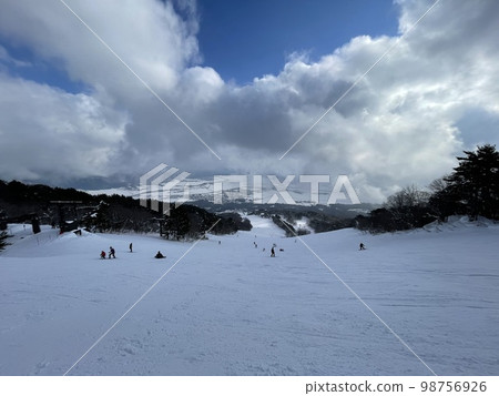 2023 年 1 月福島縣豬苗代滑雪場的景色 2023 年 1 月福島縣豬苗代滑雪場的景色 98756926