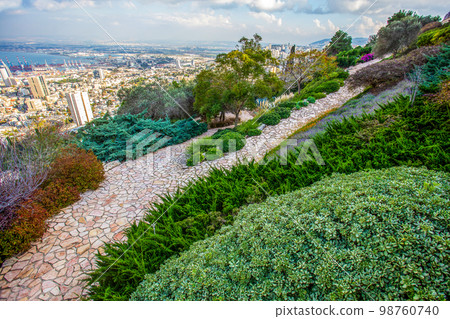 Idyllic view on Bahai Gardens and town  Haifa and port in left side 98760740