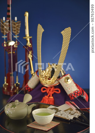 五月娃娃和綠茶 五月娃娃和綠茶 98763499