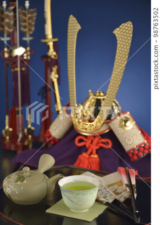 五月娃娃和綠茶 98763502