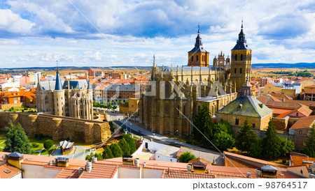 Aerial view of Astorga, Spain 98764517