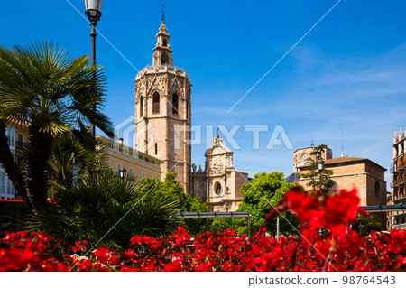 Cityscape of Placa de la Reina 98764543