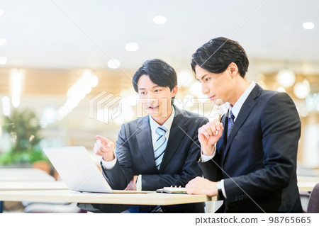 Business Young Business Young 98765665