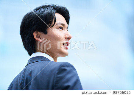 商業青年 98766055