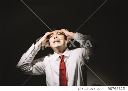 Businessman with painful troubles 98766825
