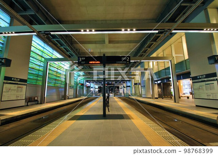 [Toyama Chihou Railway] Toyama Station Stop 98768399