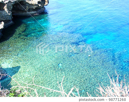 Landscape of Okinawa Water surface of Manzamo Landscape of Okinawa Water surface of Manzamo 98771268