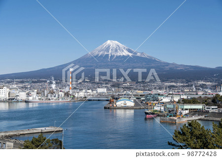 Tagonoura Minato Park View from Mt. Fuji Dragon Tower Tagonoura Minato Park View from Mt. Fuji Dragon Tower 98772428