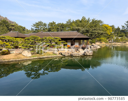 Ritsurin Garden in the New Year (early January) 98773585