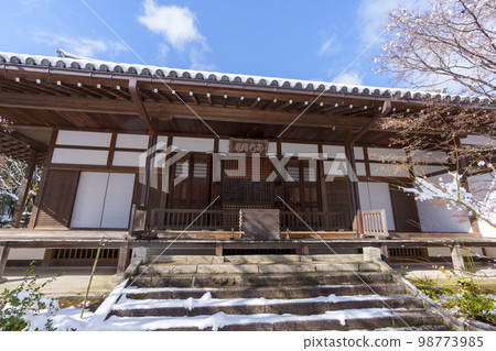 Jojakko-ji Temple, Main Hall, Morning of the Leftover Snow 98773985