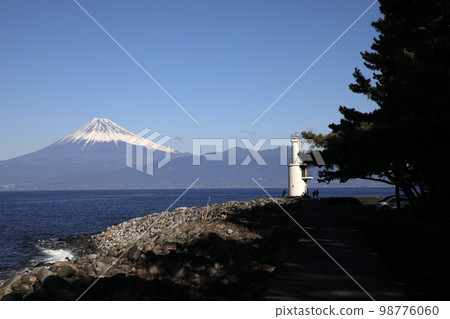 Mt. Fuji seen from Cape Mihama 98776060