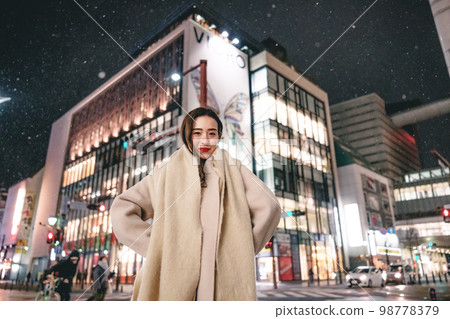 雪夜城與女人 雪夜城與女人 98778379