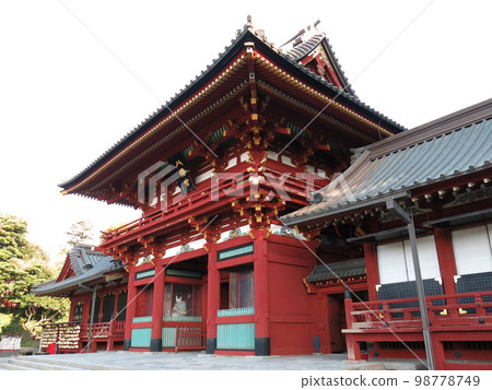 Romon Gate of Tsurugaoka Hachimangu Shrine Romon Gate of Tsurugaoka Hachimangu Shrine 98778749