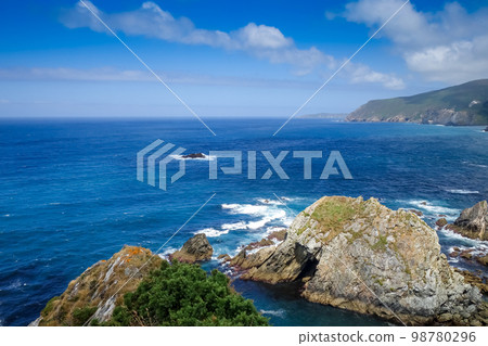 Ortigueira cliffs and atlantic ocean, Galicia, Spain Ortigueira cliffs and atlantic ocean, Galicia, Spain 98780296