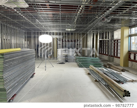 Lightweight substrates in rooms (walls, ceilings) 98782777