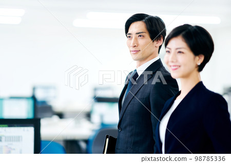 Business middle Business middle 98785336