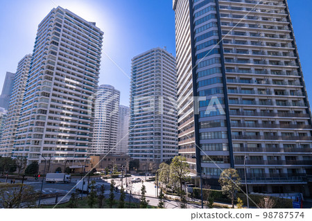 橫濱港未來大廈大廈的“神奈川縣”風景 98787574