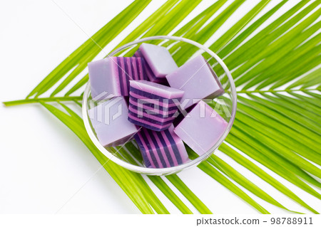 Butterfly pea and coconut milk jelly 98788911