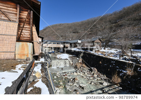 Scenery of Nasu Shikanoyu in Tochigi Prefecture in the middle of winter Scenery of Nasu Shikanoyu in Tochigi Prefecture in the middle of winter 98789974