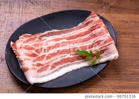 Thinly sliced pork belly Thinly sliced pork belly 98791316