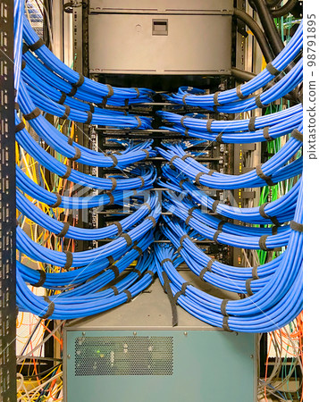 Copper cable infrastructure mounted in IT equipment rack 98791895