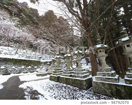 Konpira Okunoin Hashikura-ji Temple/Ropeway [Tsukuradani, Ikeda-cho, Miyoshi City, Tokushima Prefecture] 6 98792070