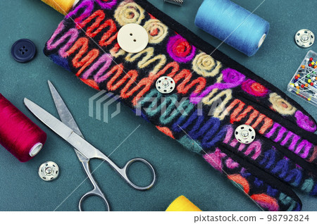 Various sewing tools, tailor 98792824