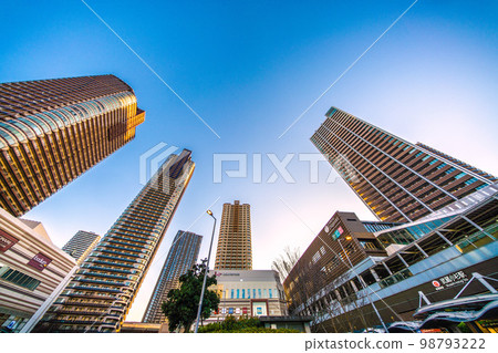 Cityscape of Kawasaki, Japan View of tower apartments in front of Musashi-Kosugi Station and Musashi-Kosugi Station 98793222