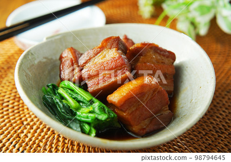 豬肚煮熟 98794645