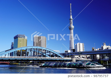 Scenery with a view of Tokyo Sky Tree Sumida River and Komagata Bridge 98795737