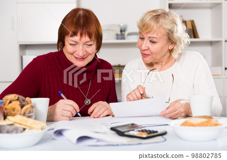 mature females with communal payments 98802785