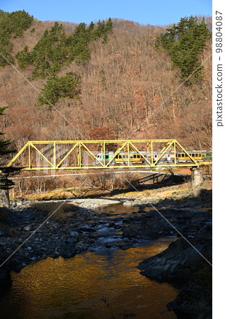No. 25 Heigawa Bridge on the JR Yamada Line 98804087