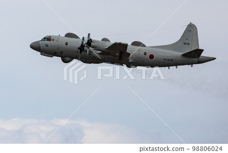 EOSR6. Yamaguchi Iwakuni, EP-3, the purpose of the multipurpose aircraft. EOSR6. Yamaguchi Iwakuni, EP-3, the purpose of the multipurpose aircraft. 98806024