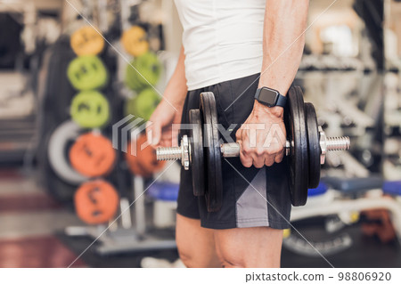 舉啞鈴的老人零件 98806920