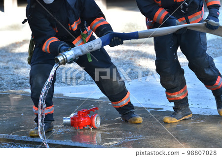 Firefighting training at Kakurinji Firefighters dismantling work Firefighting training at Kakurinji Firefighters dismantling work 98807028