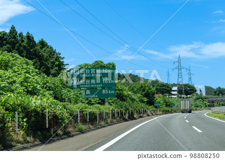 Expressway Tohoku Expressway and information signs Sendai Miyagi 10km 98808250