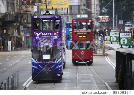 Foot of the common people of Hong Kong "Tram" (tram) Foot of the common people of Hong Kong who have been running since the British colonial times Foot of the common people of Hong Kong "Tram" (tram) Foot of the common people of Hong Kong who have been running since the British colonial times 98809354