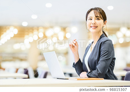 Business Young Business Young 98815307