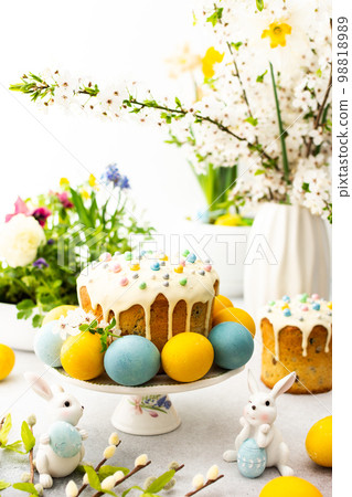 Easter cake with eggs Easter cake with eggs 98818989