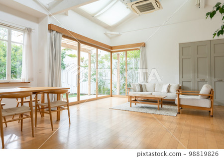 Living house LDK 98819826