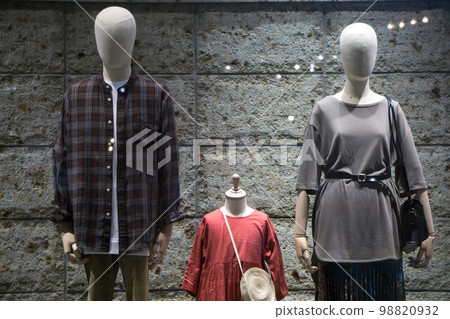 mannequin tops fashion shop 98820932