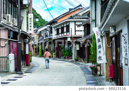 [Important Preservation District for Groups of Traditional Buildings] Scenery of Shimokawara District, Tatsuno, Hyogo Prefecture (Part 3) 98823516