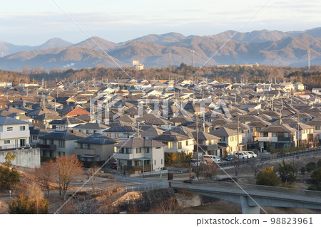 清晨的三田市 98823961
