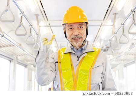 Senior male working at the railway Silver human resources Senior male working at the railway Silver human resources 98823997