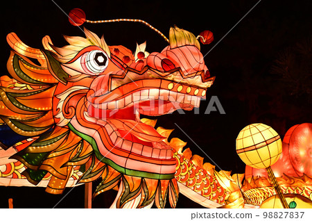 [Kyoto/Uji] The Lantern Festival was held at Manpukuji Temple in Obaku, and it was a beautiful and colorful event. 98827837