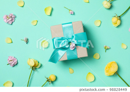 Concept of greeting, 8 march, Womans day, top view 98828449