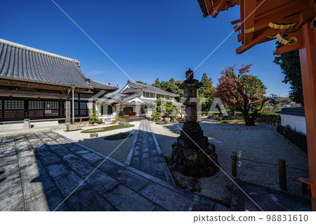 View of the precincts of Hojuin Temple 98831610